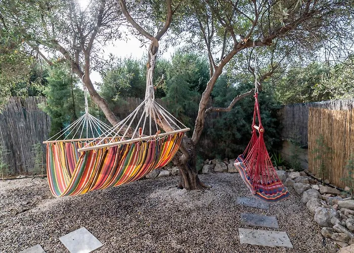 Kirki خيرسونِسوس